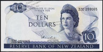 Новая Зеландия 10 долларов 1977-81г. P.166d - XF - Новая Зеландия 10 долларов 1977-81г. P.166d - XF