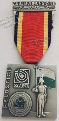 #380 Швейцария спорт Медаль Знаки. Стрелковый фестиваль Фельдшлоссен в округе Во. 2010 год.