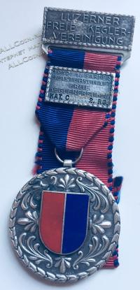 #066 Швейцария спорт Медаль Знаки