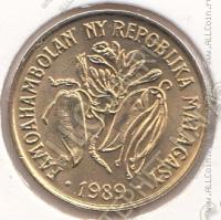 31-151 Мадагаскар 10 франков 1989г. КМ # 11 UNC алюминий-бронза 3,5гр. 