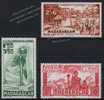 Мадагаскар Французский Авиа 3 марки п/с 1942г. YVERT №41-43* MLH OG (10-82)