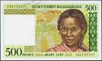 Банкнота Мадагаскар 500 франков (100 ариари) 1994 года. P.75а - UNC