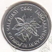 2-137 Мадагаскар 1 франк 1993 г. KM# 8 UNC Нержавеющая сталь 2,4 гр. - 2-137 Мадагаскар 1 франк 1993 г. KM# 8 UNC Нержавеющая сталь 2,4 гр.
