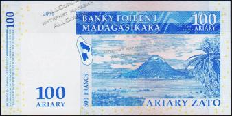 Мадагаскар 100 ариари (500 франков) 2004г. Р.86a - UNC - Мадагаскар 100 ариари (500 франков) 2004г. Р.86a - UNC