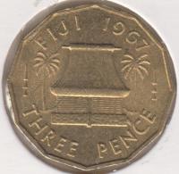 18-151 Фиджи 3 пенса 1967г.
