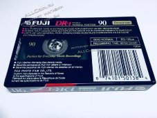 Аудио Кассета FUJI DR-I 90 1995 год. / Южная Корея /трещина на коробке - Аудио Кассета FUJI DR-I 90 1995 год. / Южная Корея /трещина на коробке
