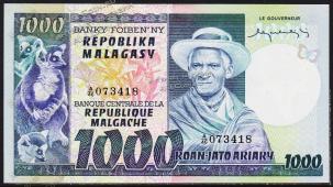 Мадагаскар 1000 фр. (200 ариари) 1974г. P.65 UNC - Мадагаскар 1000 фр. (200 ариари) 1974г. P.65 UNC