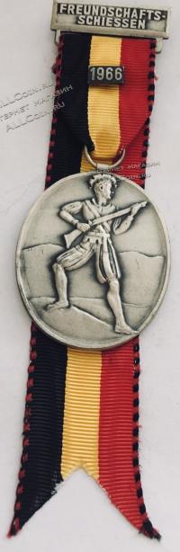 #324 Швейцария спорт Медаль Знаки. Дружеские стрельбы в Африке. 1966 год.